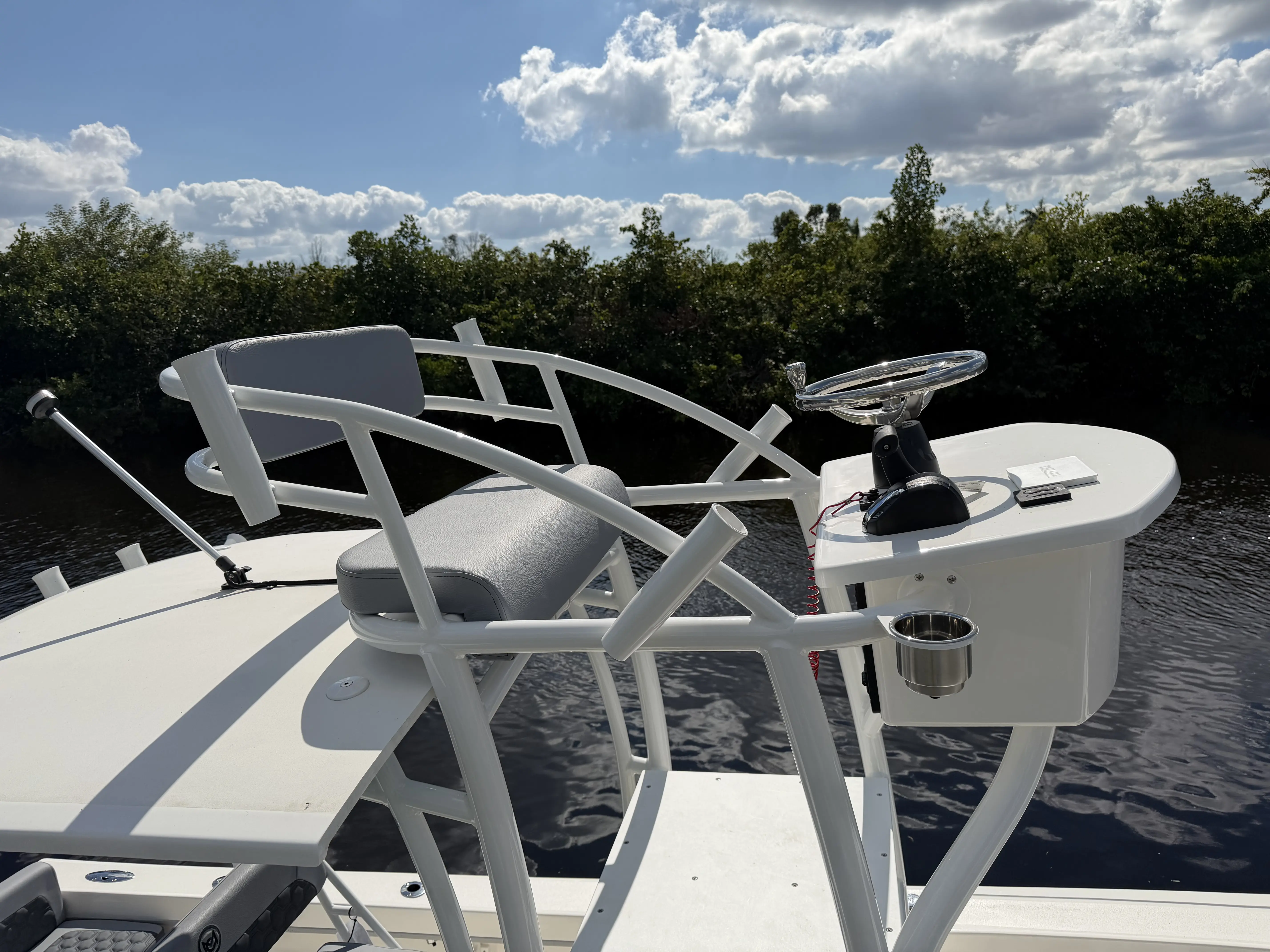 238 Offshore CC interior