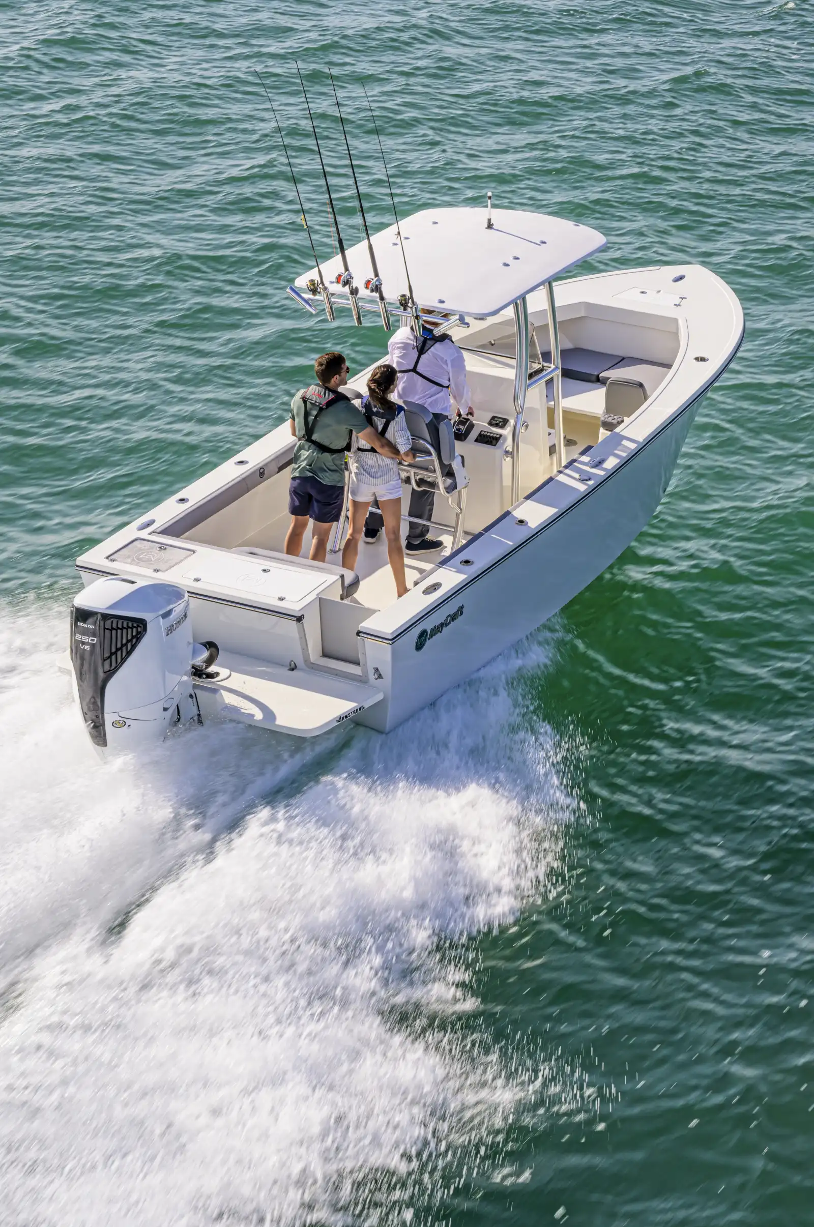 245 Offshore CC exterior